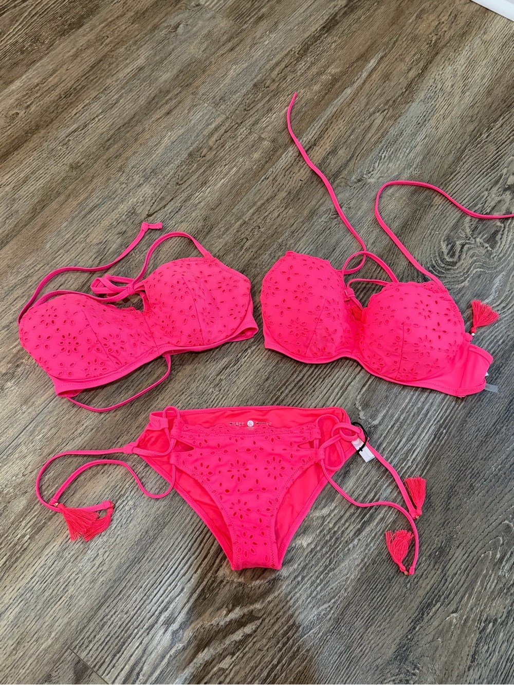 Shade and Shore Hot Pink Eyelet Bikini Set with two tops 💓